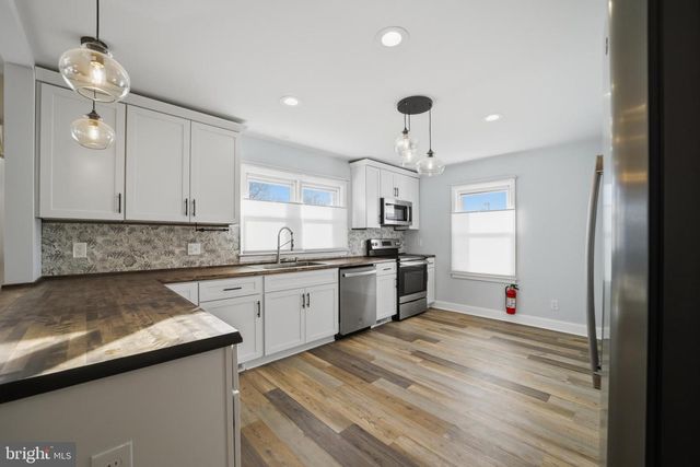 405 WEGNER AVE, Hamilton, NJ 08619