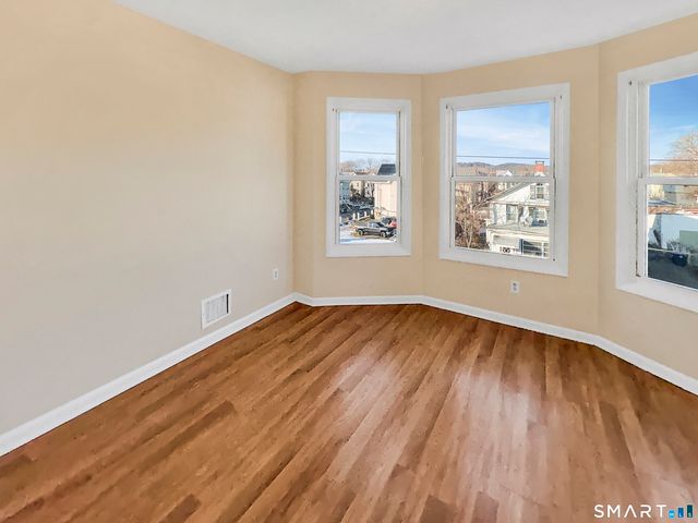 34 Wolcott Street 3, New Haven, CT 06513