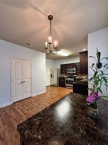 212 Simi Drive, College Station, TX 77845