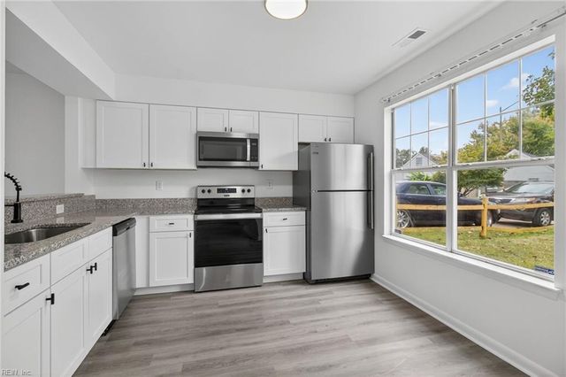 408 Joel CT, Newport News, VA 23608