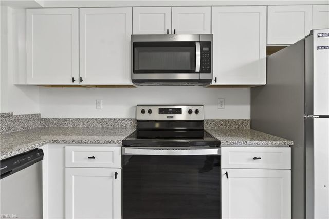 408 Joel CT, Newport News, VA 23608