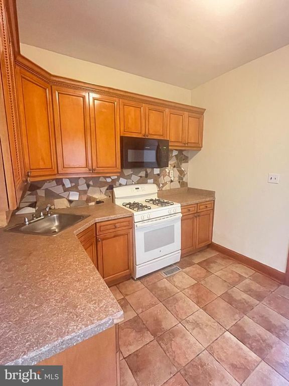 4216 WYALUSING AVE, Philadelphia, PA 19104