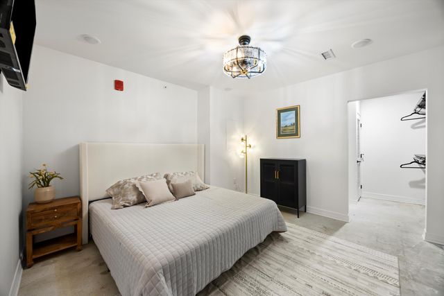 117 E 7th Street 710-E, Chattanooga, TN 37402