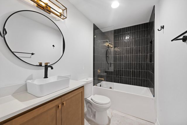 117 E 7th Street 710-E, Chattanooga, TN 37402