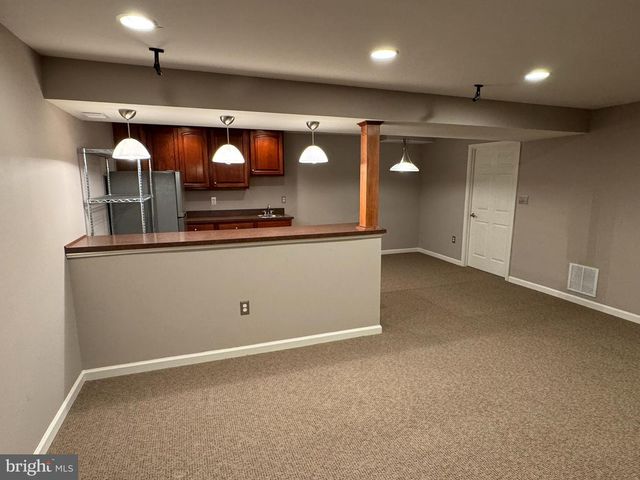 5834 WOODWINDS CIR, Frederick, MD 21703