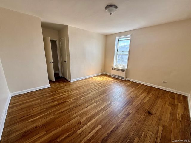 4225 80th Street 6F, Elmhurst, NY 11373