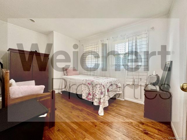 211 W 22nd, Huntington Station, NY 11746