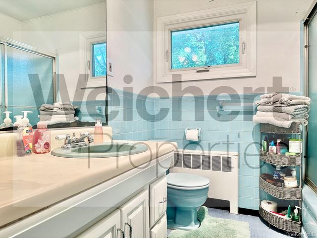 211 W 22nd, Huntington Station, NY 11746