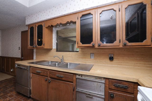 7807 Pecan Forest Lane, Baytown, TX 77521