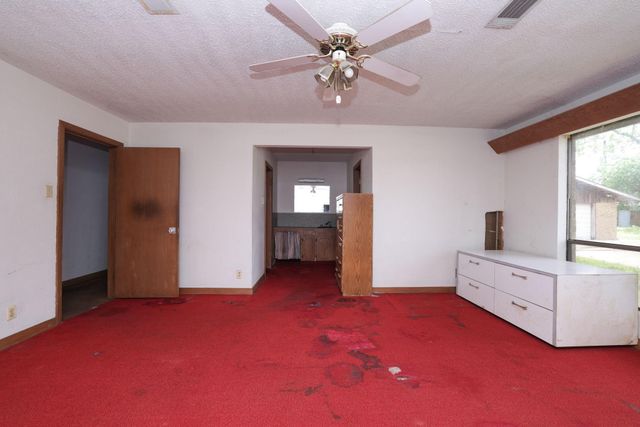 7807 Pecan Forest Lane, Baytown, TX 77521