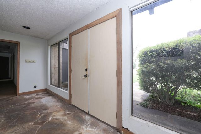 7807 Pecan Forest Lane, Baytown, TX 77521