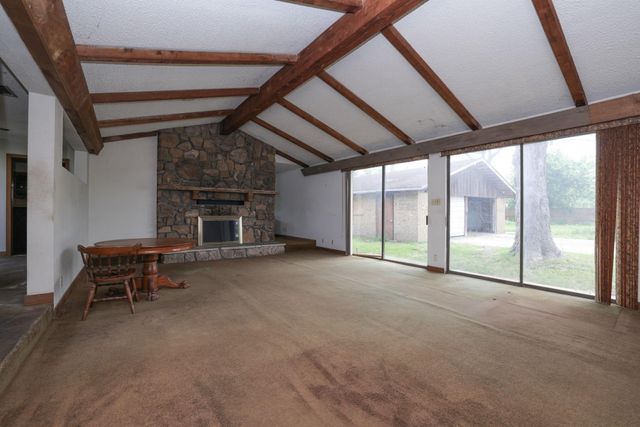 7807 Pecan Forest Lane, Baytown, TX 77521