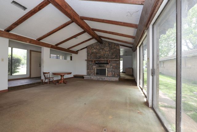 7807 Pecan Forest Lane, Baytown, TX 77521