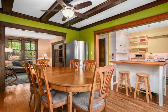 507 S Braddock Avenue, Regent Square, PA 15221