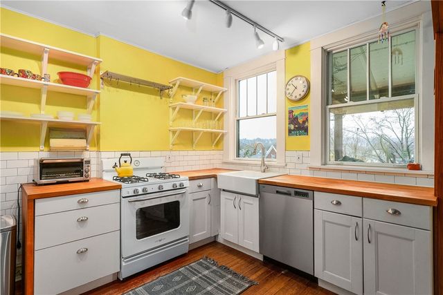 507 S Braddock Avenue, Regent Square, PA 15221