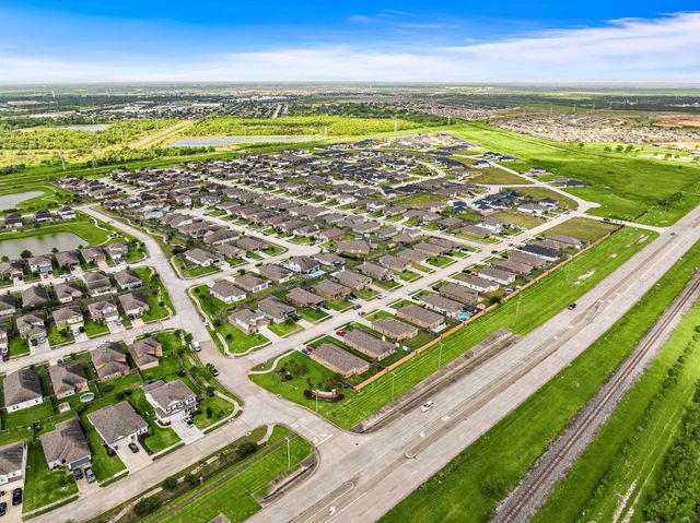 8104 Ocean Jasper Lane, Texas City, TX 77591