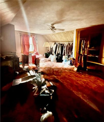 48 Hambly Road, Tiverton, RI 02878