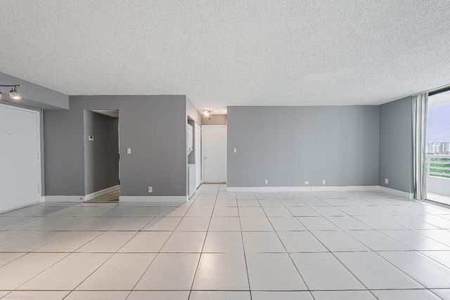 3300 NE 192 Street 1108, Aventura, FL 33180