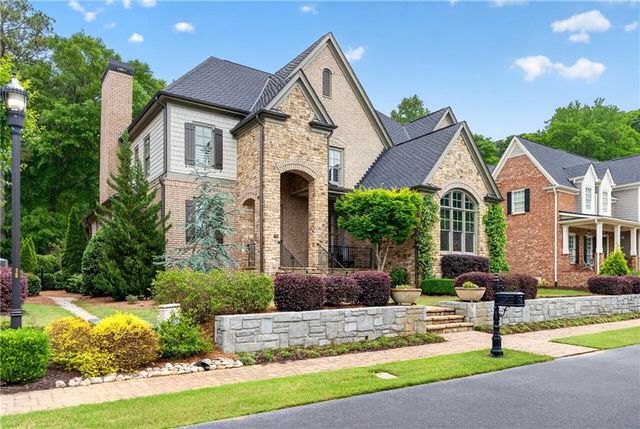 4221 Dogwood Bend Terrace, Berkeley Lake, GA 30096