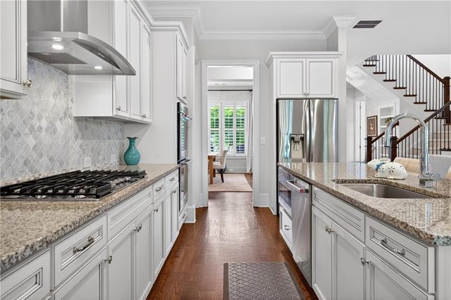 4221 Dogwood Bend Terrace, Berkeley Lake, GA 30096