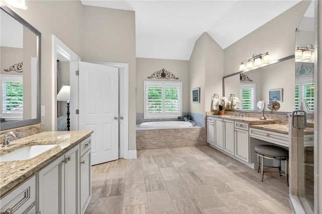 4221 Dogwood Bend Terrace, Berkeley Lake, GA 30096