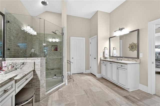 4221 Dogwood Bend Terrace, Berkeley Lake, GA 30096