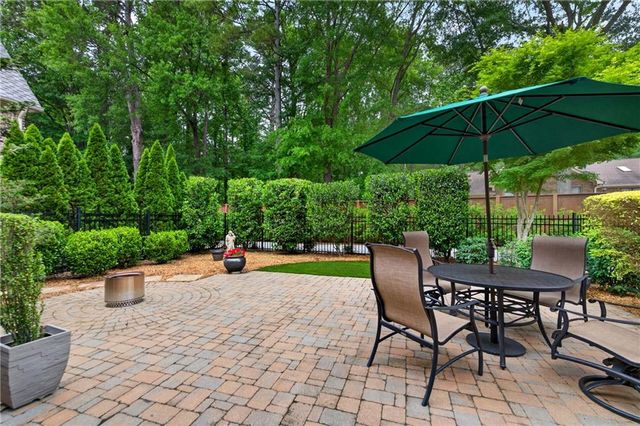 4221 Dogwood Bend Terrace, Berkeley Lake, GA 30096