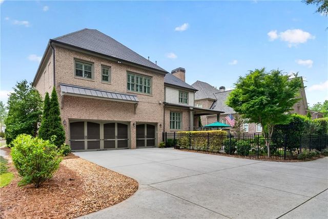 4221 Dogwood Bend Terrace, Berkeley Lake, GA 30096