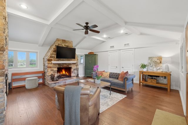 25848 W Scott Road, North Barrington, IL 60010