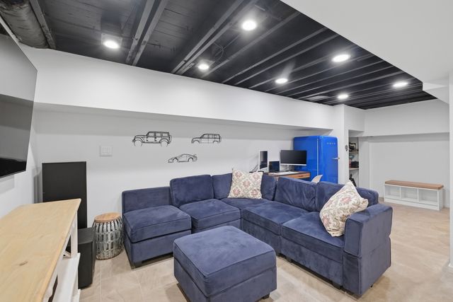25848 W Scott Road, North Barrington, IL 60010