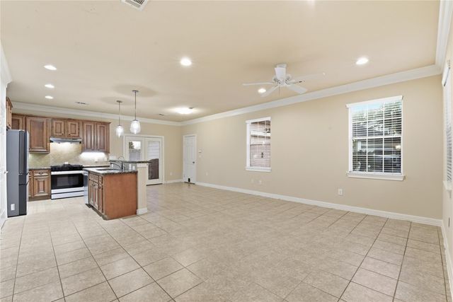 415 San Julio Drive, Houston, TX 77091