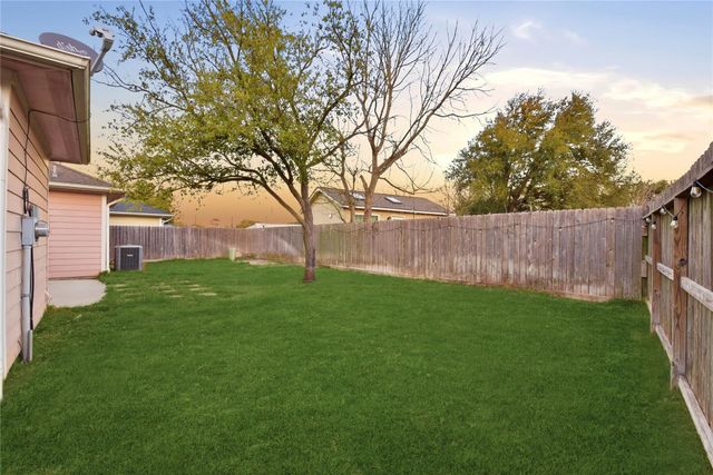 415 San Julio Drive, Houston, TX 77091