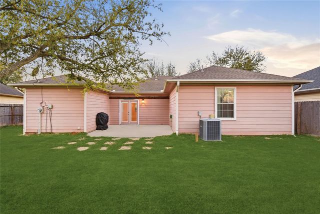 415 San Julio Drive, Houston, TX 77091