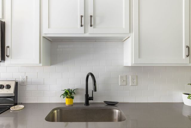 450 Glastonbury Rd Apt 7, Nashville, TN 37217