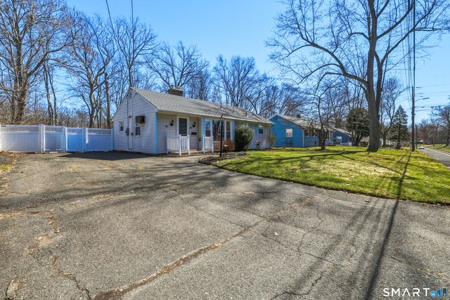 91 Ellsworth Drive, Bloomfield, CT 06002