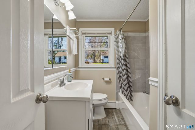 91 Ellsworth Drive, Bloomfield, CT 06002