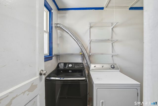 91 Ellsworth Drive, Bloomfield, CT 06002