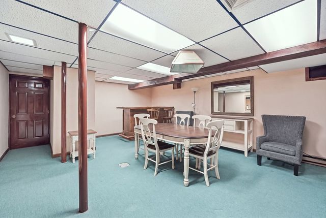 14 H Putnam Rd, Charlton, MA 01507