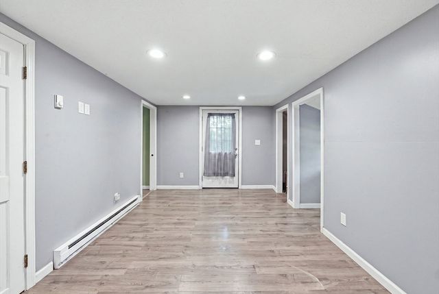 14 H Putnam Rd, Charlton, MA 01507