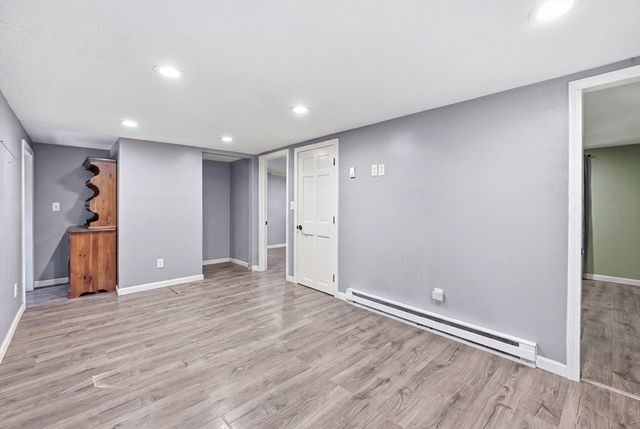 14 H Putnam Rd, Charlton, MA 01507