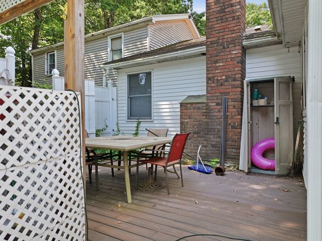14 H Putnam Rd, Charlton, MA 01507