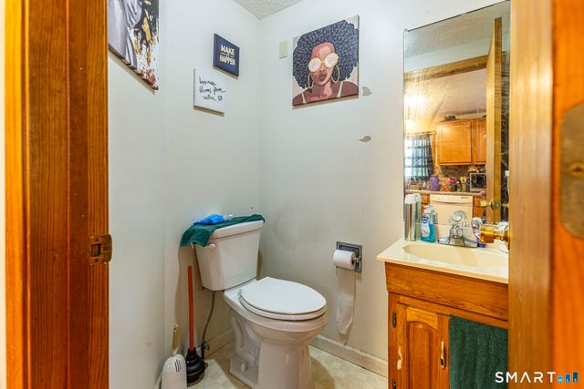 146 Union Street, Manchester, CT 06042