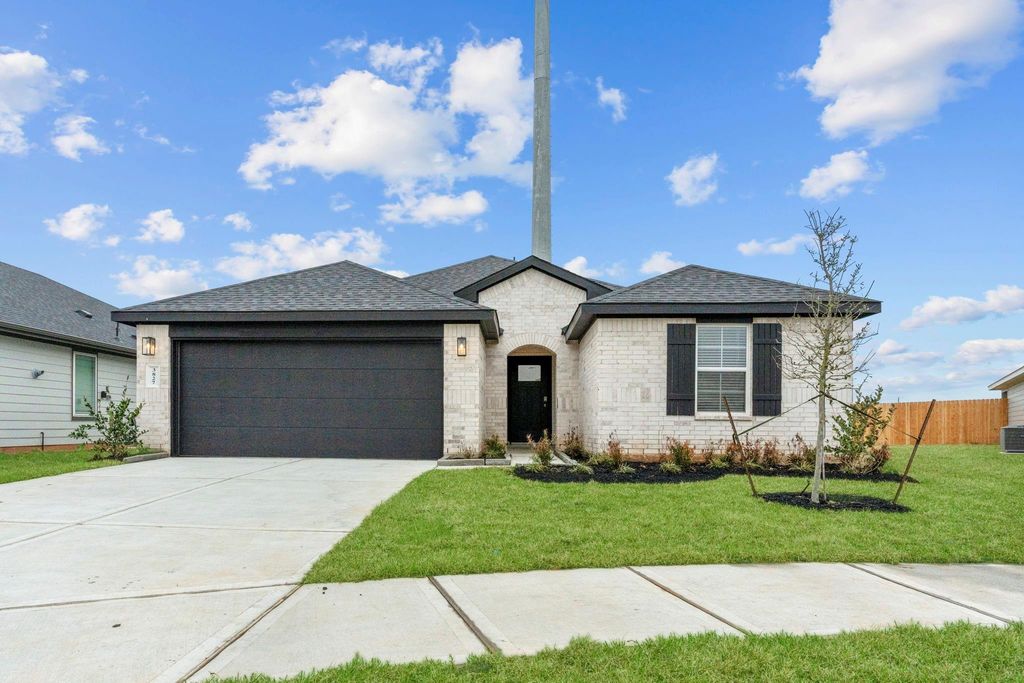 3315 Ashe Landing Drive, Fulshear, TX 77441