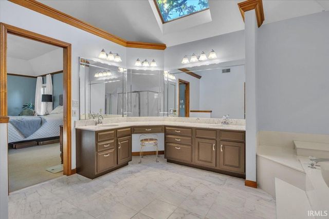 3411 Pine Ridge Drive, Newburgh, IN 47630
