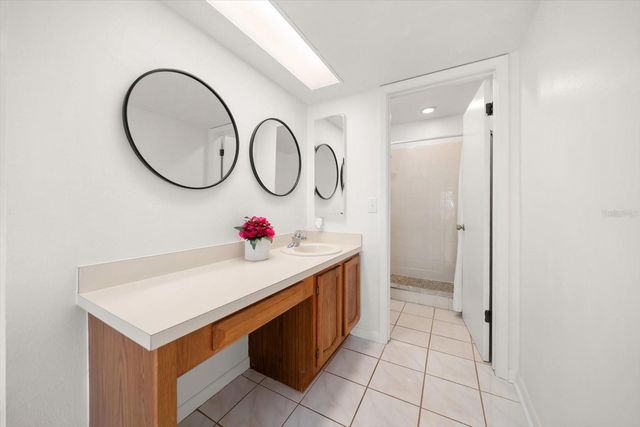 100 GRAND BOULEVARD 205, Tarpon Springs, FL 34689