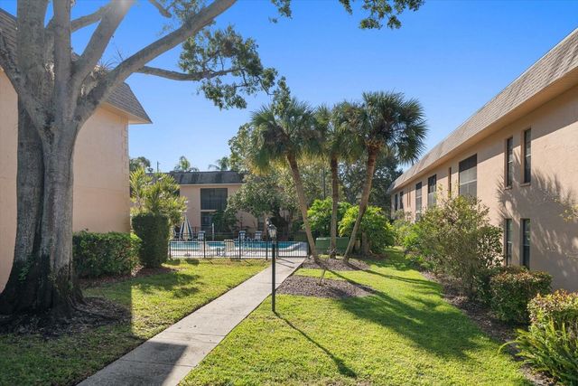 100 GRAND BOULEVARD 205, Tarpon Springs, FL 34689