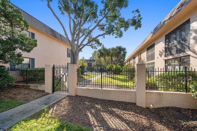 100 GRAND BOULEVARD 205, Tarpon Springs, FL 34689