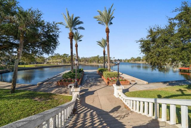 100 GRAND BOULEVARD 205, Tarpon Springs, FL 34689