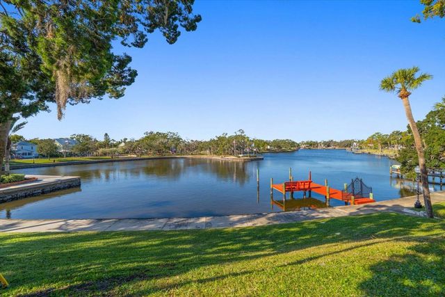 100 GRAND BOULEVARD 205, Tarpon Springs, FL 34689