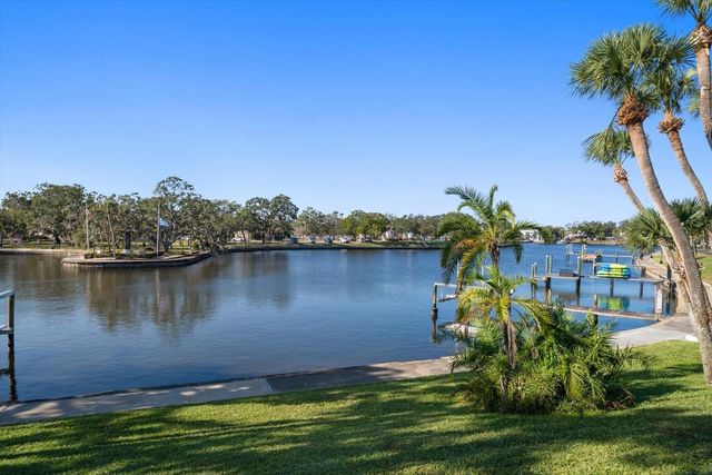 100 GRAND BOULEVARD 205, Tarpon Springs, FL 34689